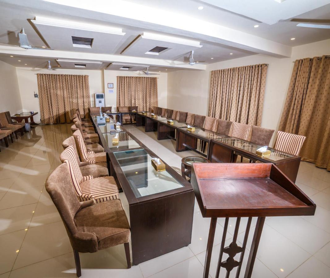 Hotel Vip House Peschawar Exterior foto