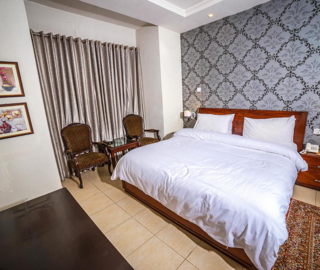 Hotel Vip House Peschawar Exterior foto