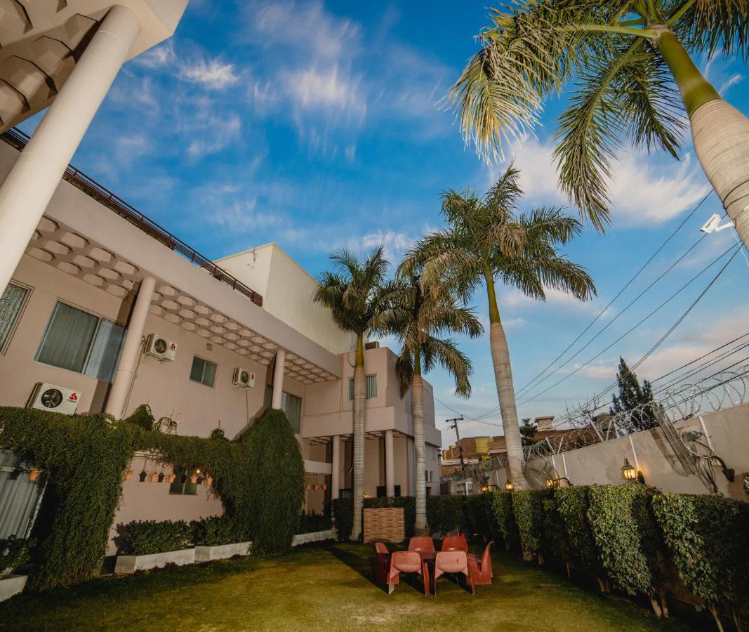 Hotel Vip House Peschawar Exterior foto